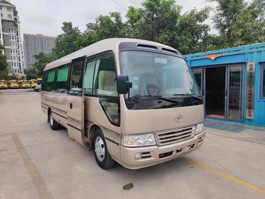 23 좌석 밀폐 창문 수동 변속기와 함께 사용 된 버스