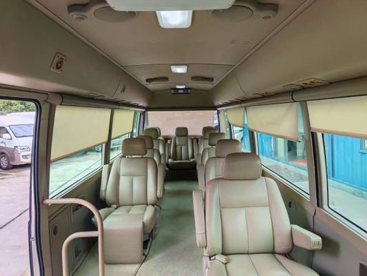 23 좌석 밀폐 창문 수동 변속기와 함께 사용 된 버스