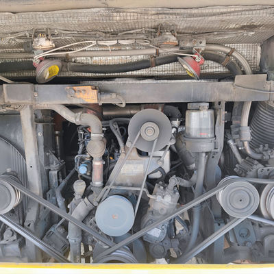 2013년 1월 생산, 최대 출력 247kw, 최고 속도 100km/h의 49인승 중고 코치 버스