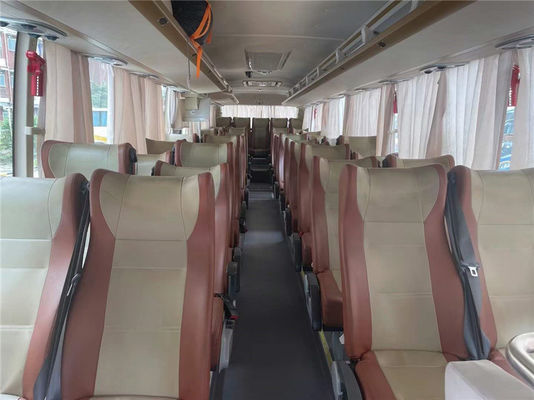 46석 사용 유로 5 디젤 수동 변속기 중고 코치 버스