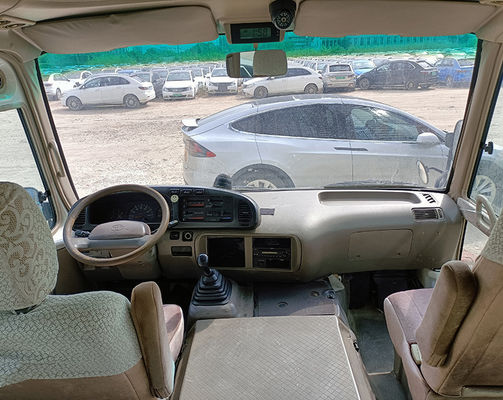 사용 된 버스 23석 LHD 미니 버스 수동 변속기와 디젤 연료 유형