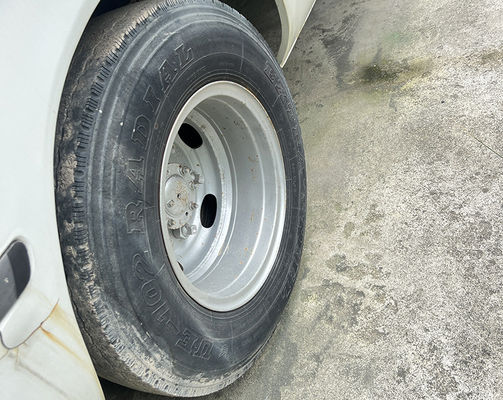 LHD 스티어링 위치 가솔린 엔진으로 사용 된 버스 유로 3 배출량 표준