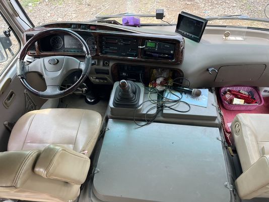 18석 디젤 세컨드 핸드 버스 180000 마일리그 1도어 골든 드래곤