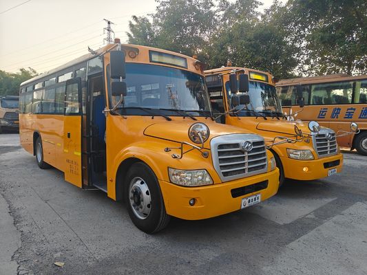 56 좌석 디젤 엔진 LHD KLQ6106XQE4 사용 된 학교 버스 YC6J200-42 엔진으로 제작