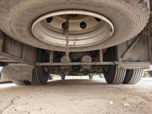 56인승 중고 옐로우 스쿨 버스 (휠체어 리프트, 디젤 연료 포함) 훌륭함